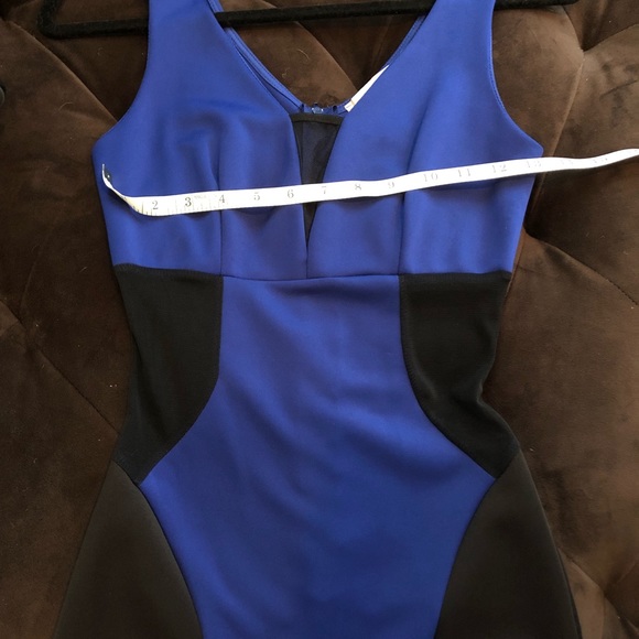 Royal blue color block and mesh dress - Picture 3 of 4